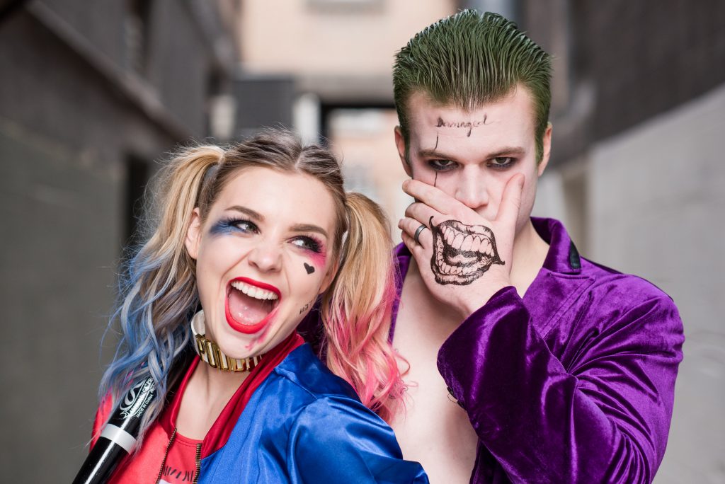 HARLEY QUINN AND JOKER COUPLE COSTUME // Look your best on Halloween with this easy couples costume. Get the look HERE
