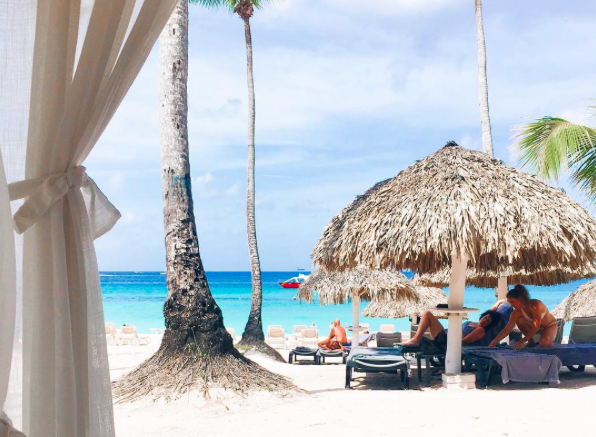 9 Tips To Planning & Preparing For A Stress-Free Vacation