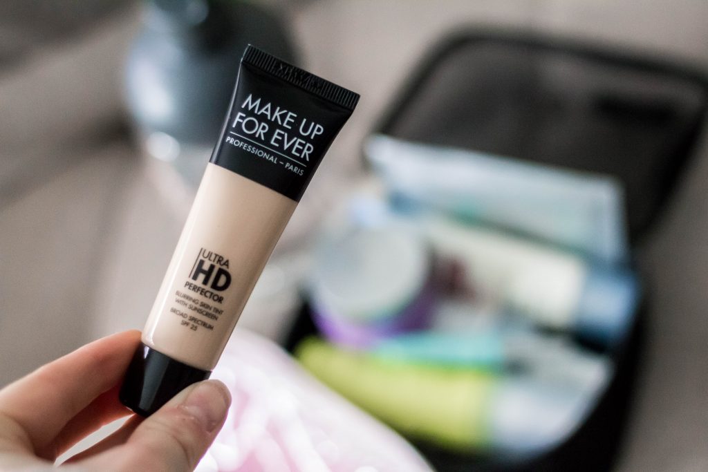 How To Keep Your Skin FRESH AF During A Flight