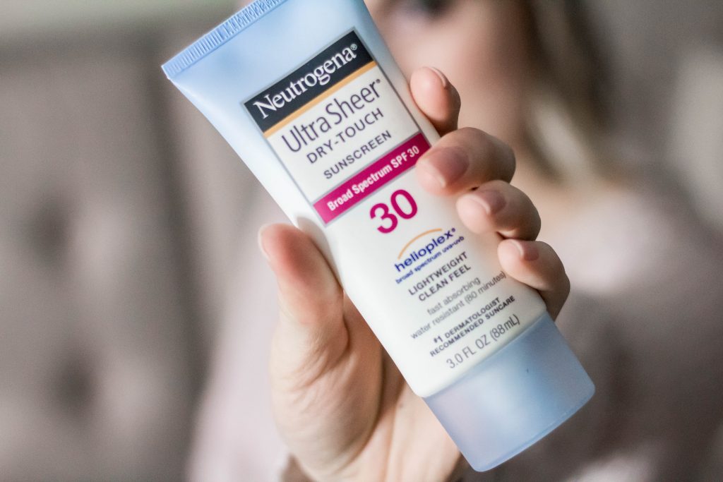 How To Keep Your Skin FRESH AF During A Flight