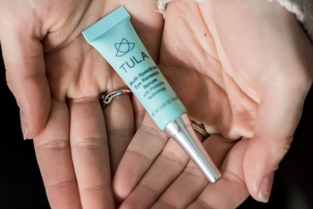 How To Keep Your Skin FRESH AF During A Flight