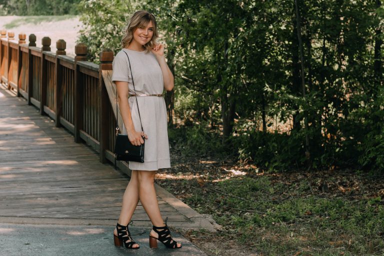 Comfy Chic: How To Dress Up The ULTIMATE T-Shirt Dress