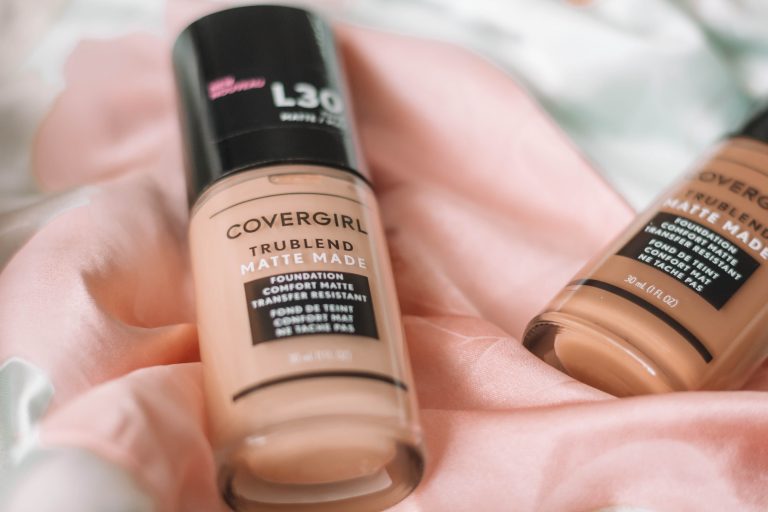 Covergirl TruBlend Matte Made Foundation Review + 10 Hour Wear Test