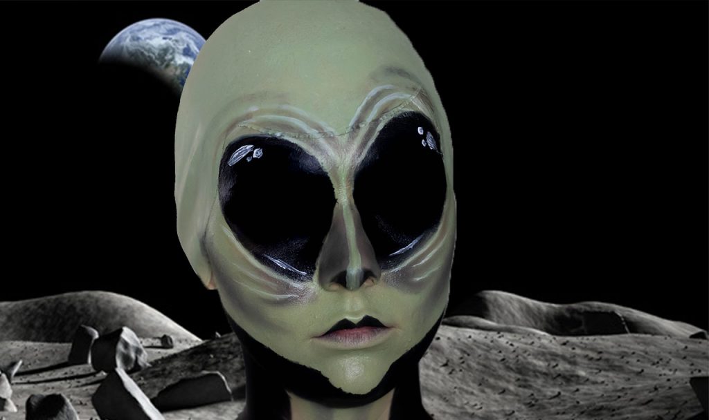 HALLOWEEN TUTORIAL SERIES: ALIEN FROM OUTER SPACE