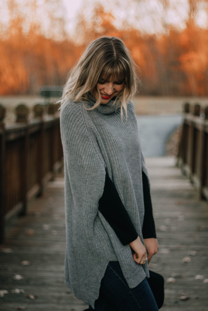 Cozy Winter Poncho Look: A Revamped Trend To Try