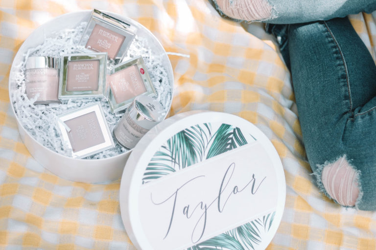 Pressed Powder vs Loose Powder: Which Is BEST For You?