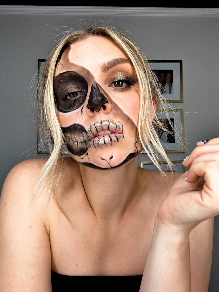 GLAM GLITTER SKULL FUN HALLOWEEN MAKEUP TUTORIAL Taylor, Lately